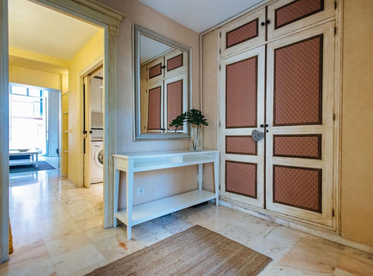Pajaritos - Private Parking Included Apartament