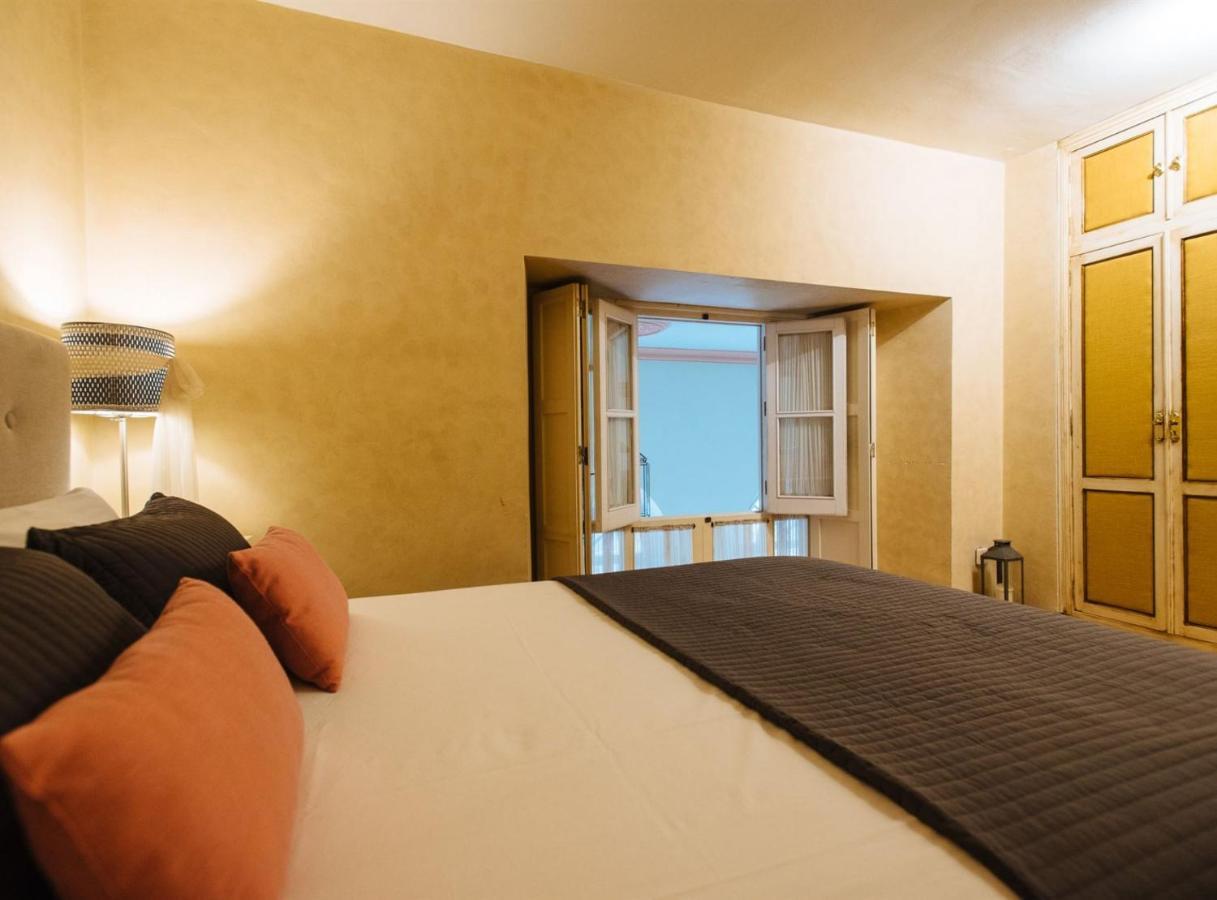 Apartamento Pajaritos - Private Parking Included Sevilha
